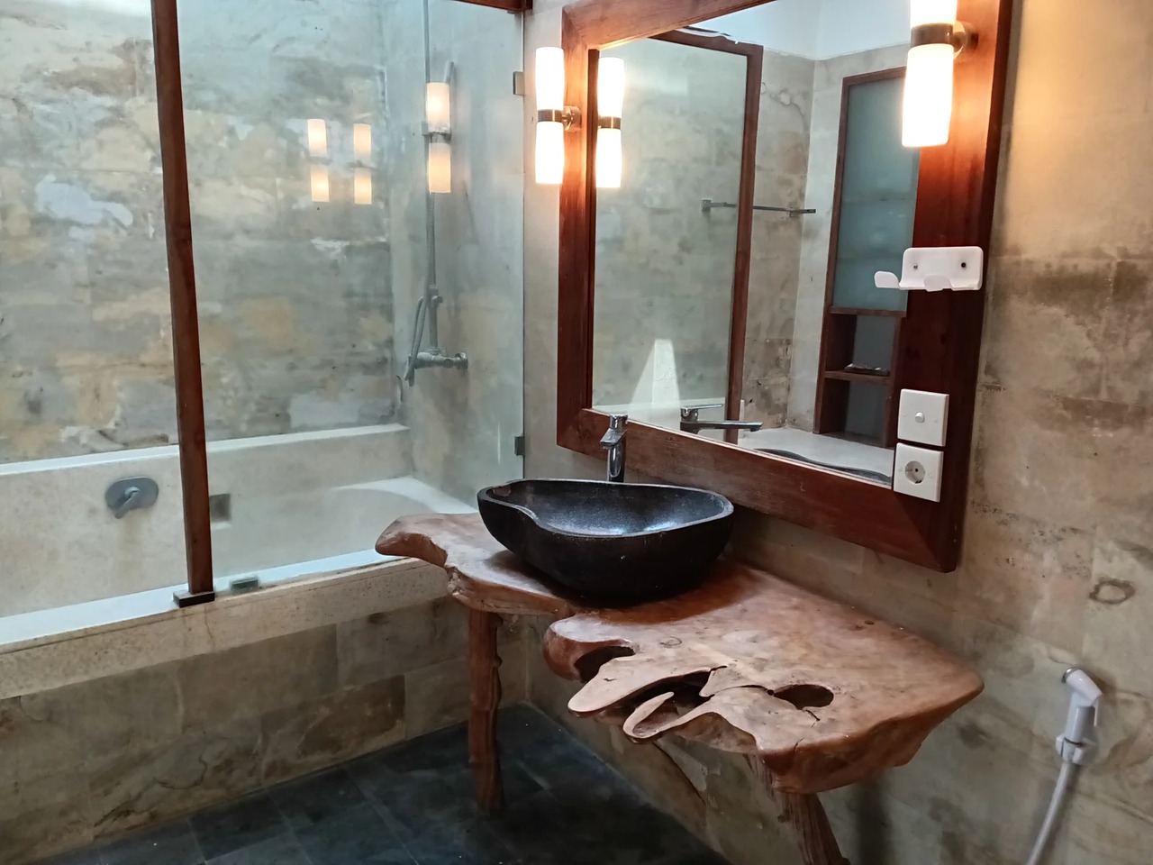2 BEDROOM VILLA IN KEROBOKAN