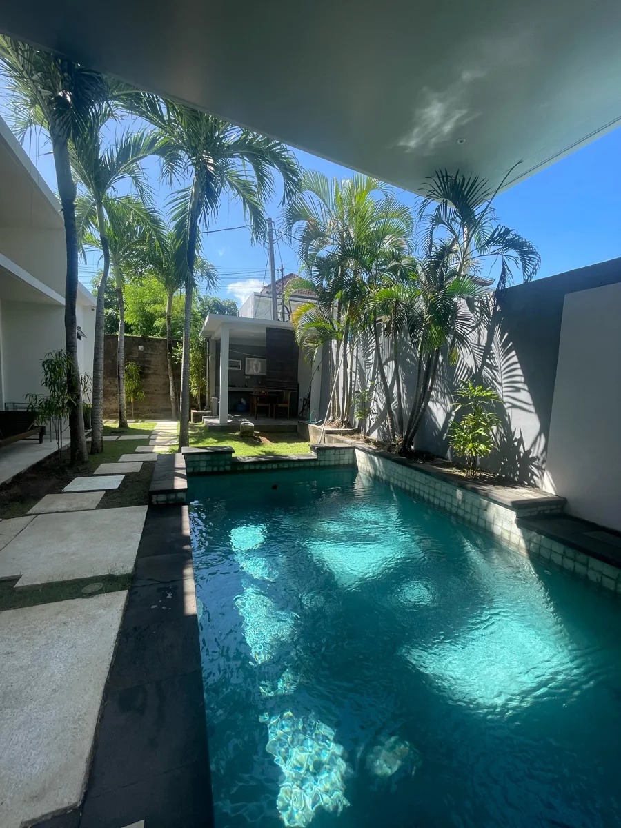DO 500-VILLA TROPICAL STYLE NUSA DUA