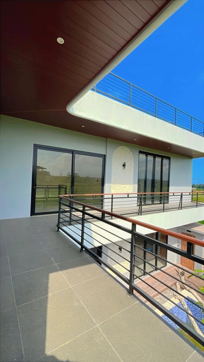 Brand New - Ready to Move In Villa