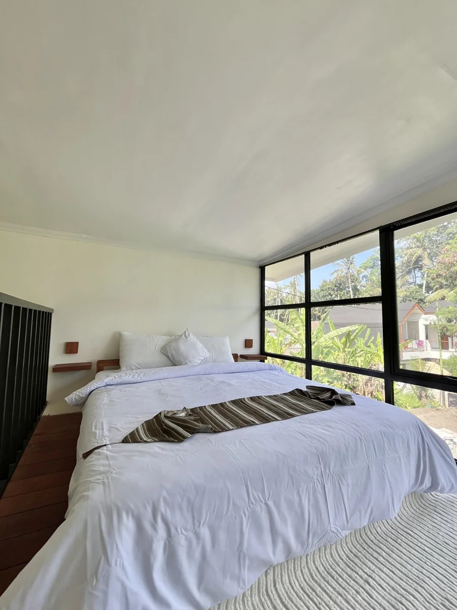 Beautiful 1BR Mediterranean