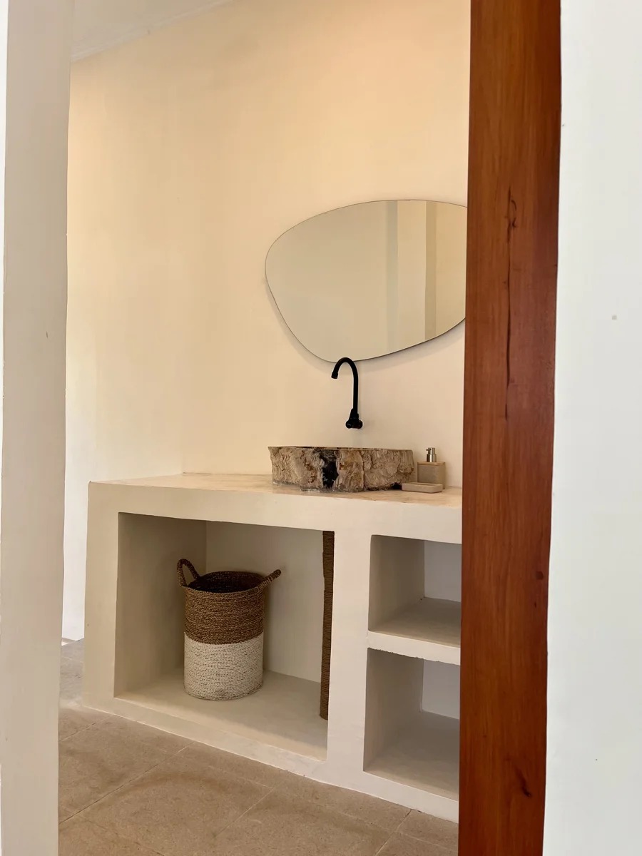 Beautiful 1BR Mediterranean