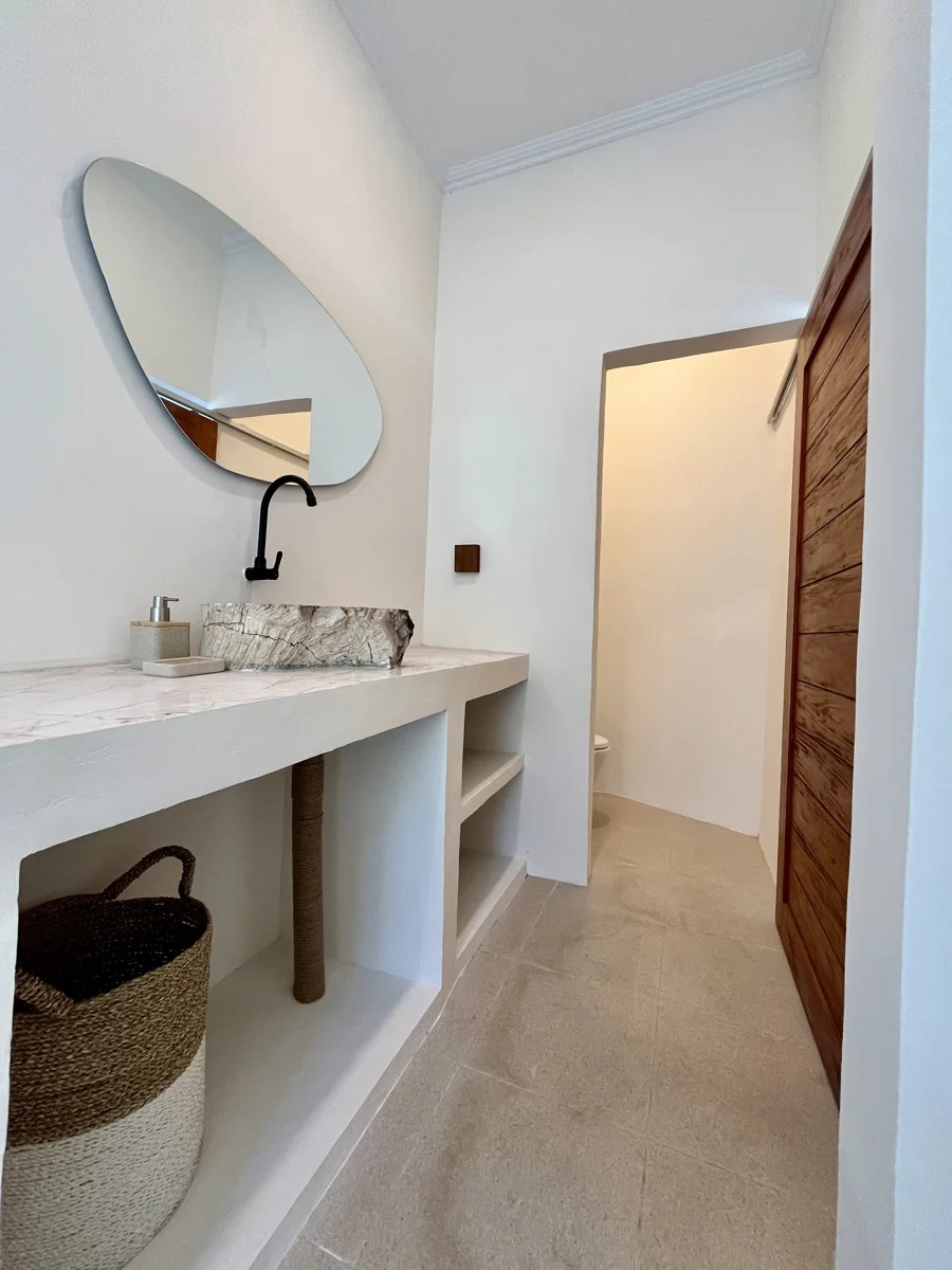 Beautiful 1BR Mediterranean