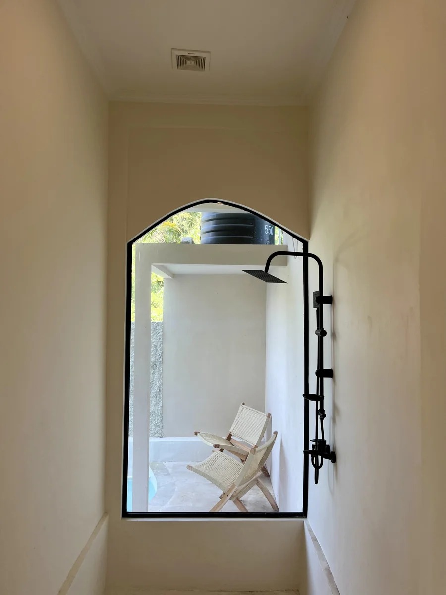 Beautiful 1BR Mediterranean