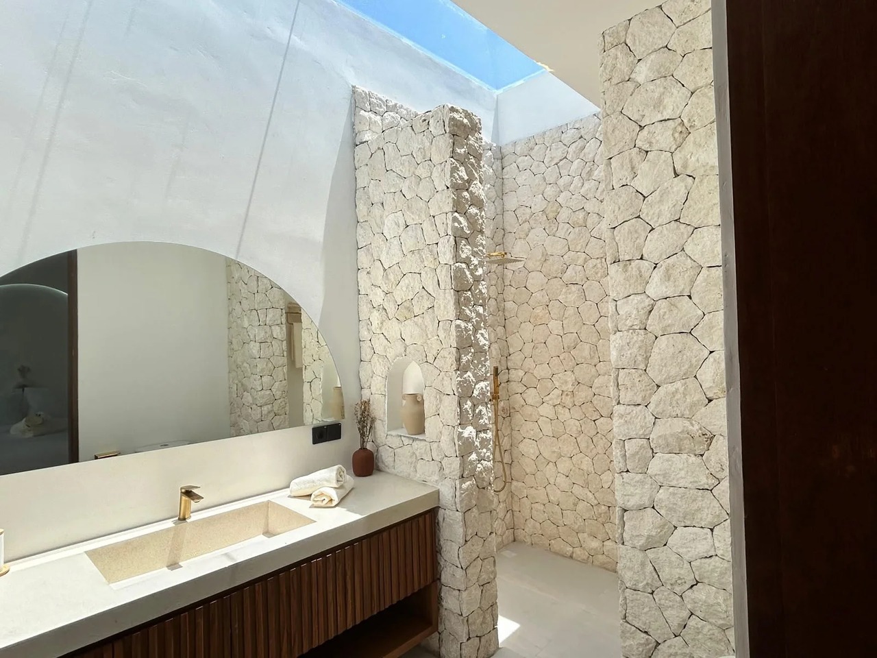 BRAND NEW 2 BEDROOM VILLA IN PADONAN
