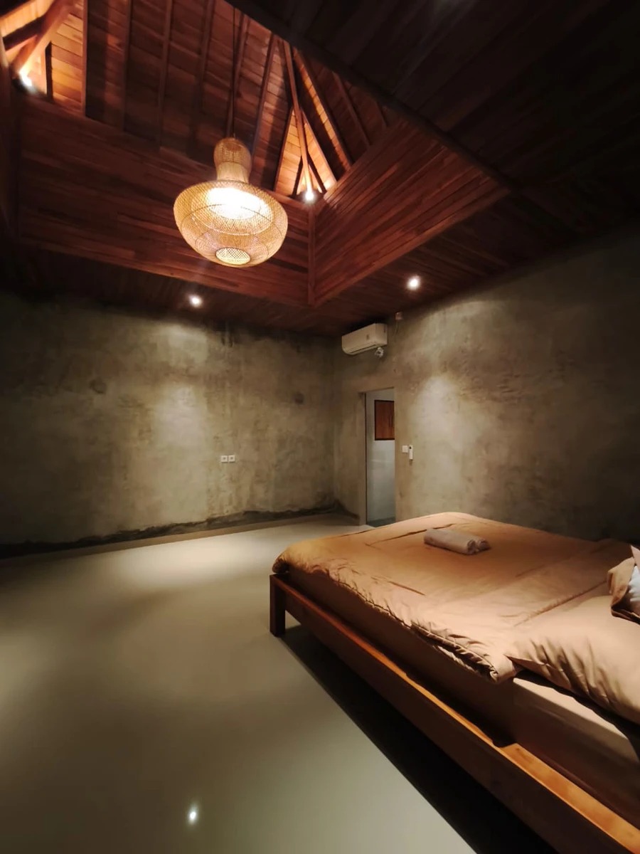 For Rent 3br villa in Seseh 