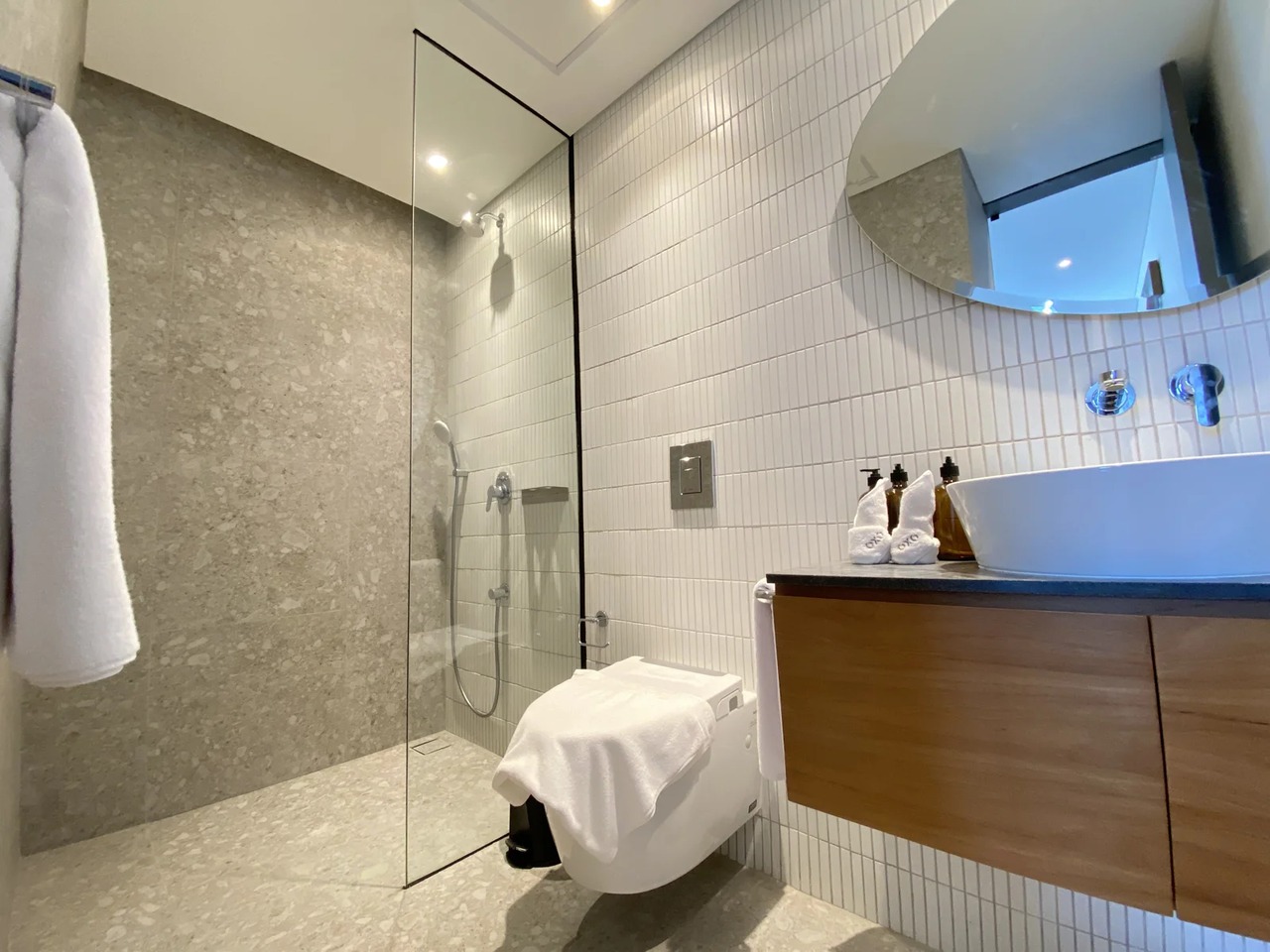 1BR Apartment (Deluxe) - Nuanu