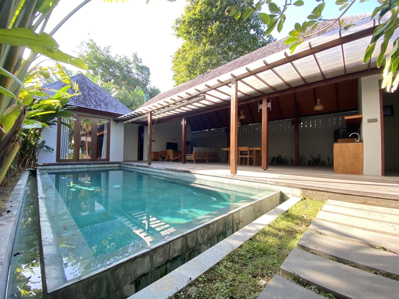 2BR Private Villa 600M to the beach - Pererenan