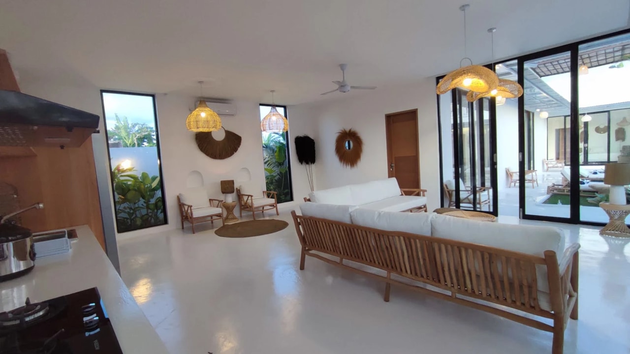 Luxury 5-Bedroom Villa for Rent, Umalas