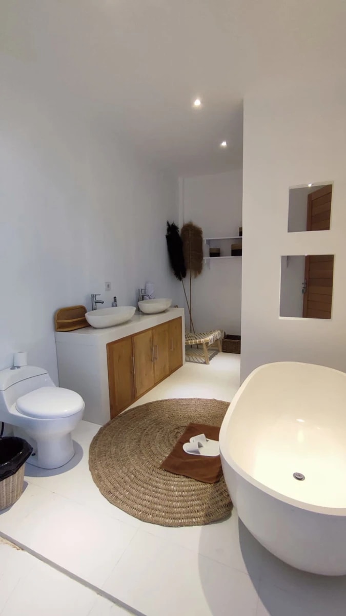 Luxury 5-Bedroom Villa for Rent, Umalas