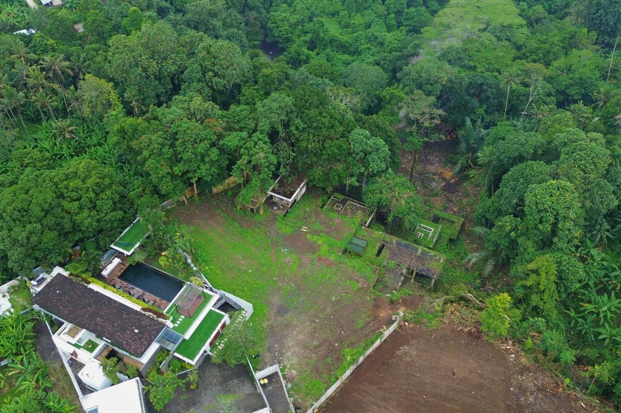 96.3-Are Riverfront Land For Sale