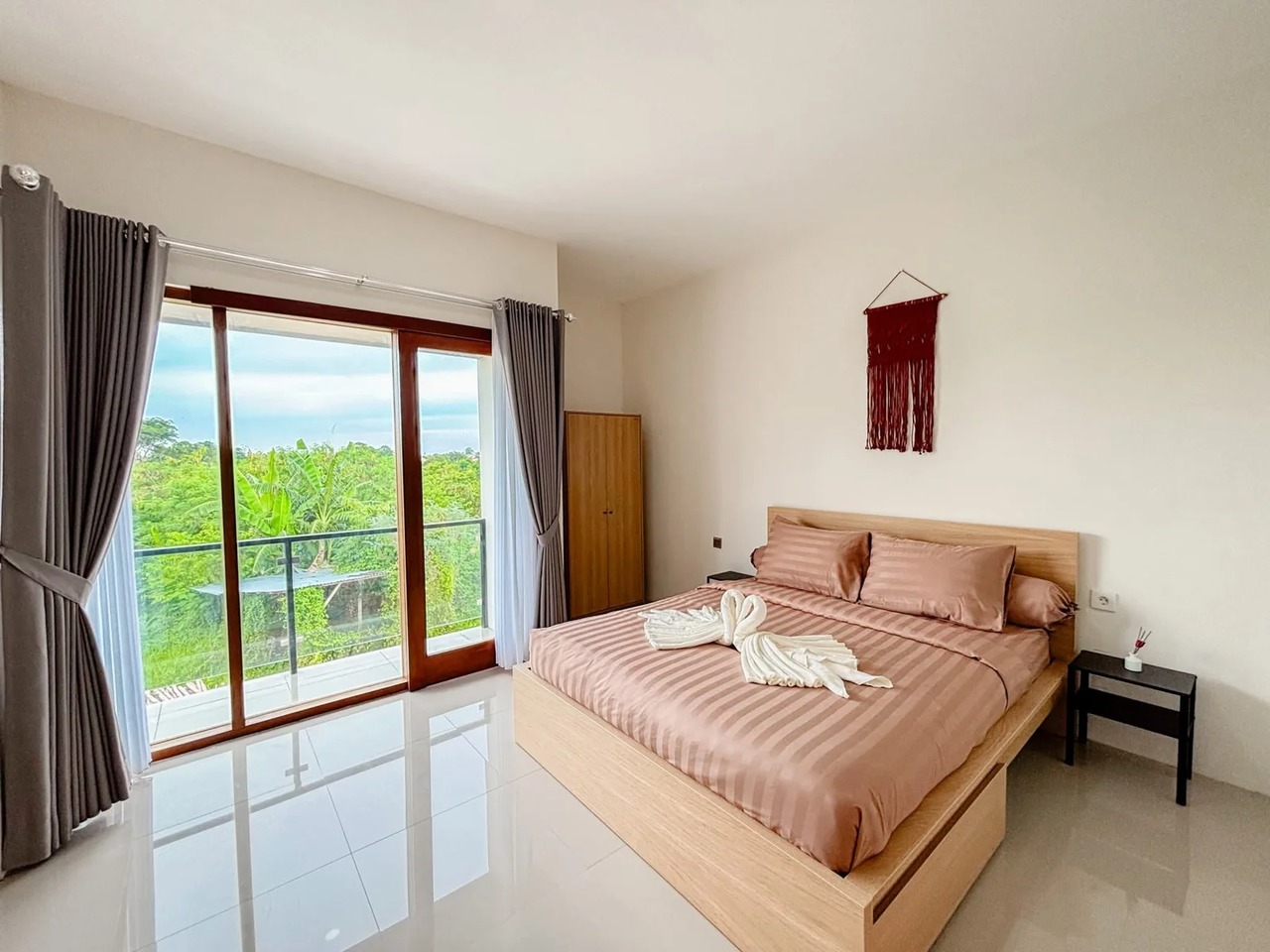 3 BEDROOM VILLA IN NYANYI, IDR 225 MILL