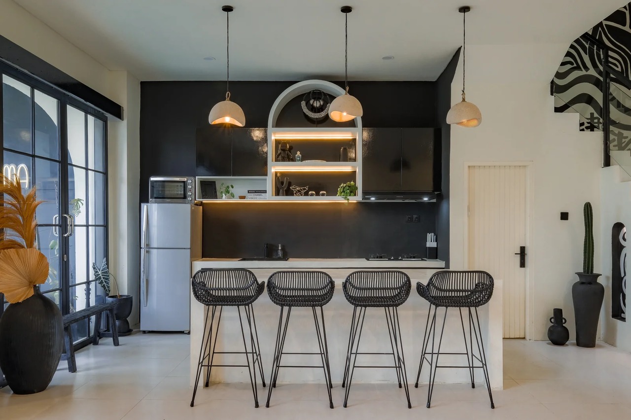 Stunning 2BR Villa w/ Rooftop & 2 Pools