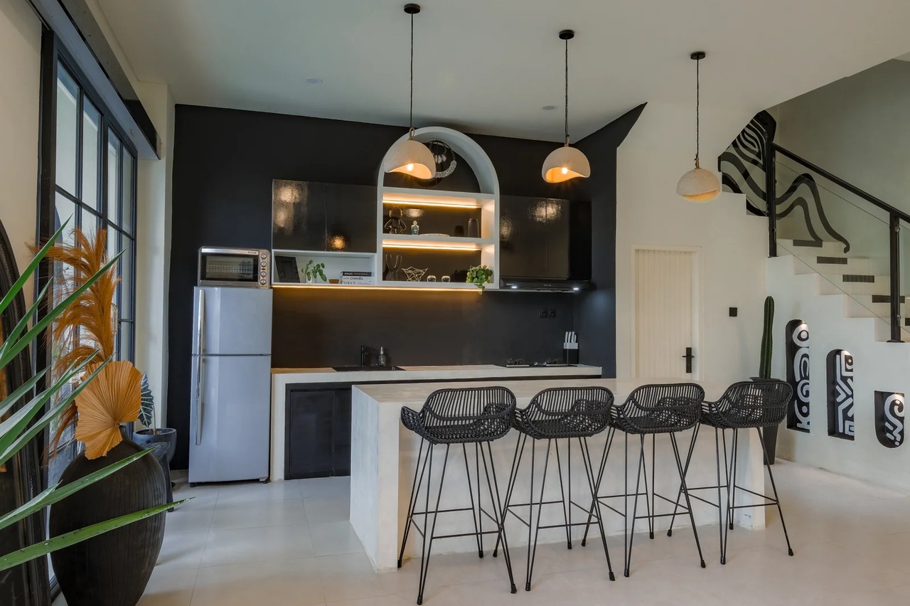 Stunning 2BR Villa w/ Rooftop & 2 Pools