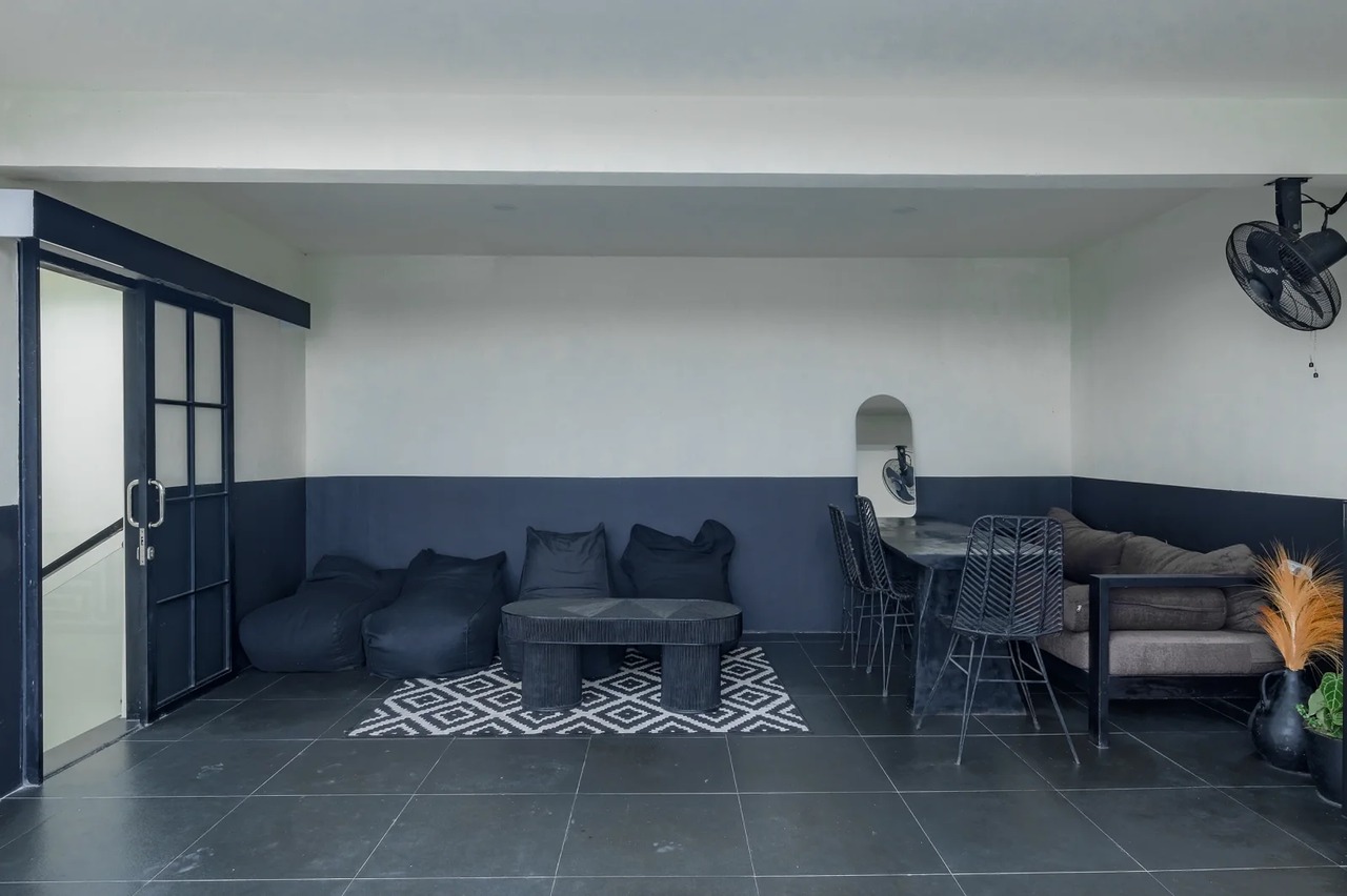 Stunning 2BR Villa w/ Rooftop & 2 Pools