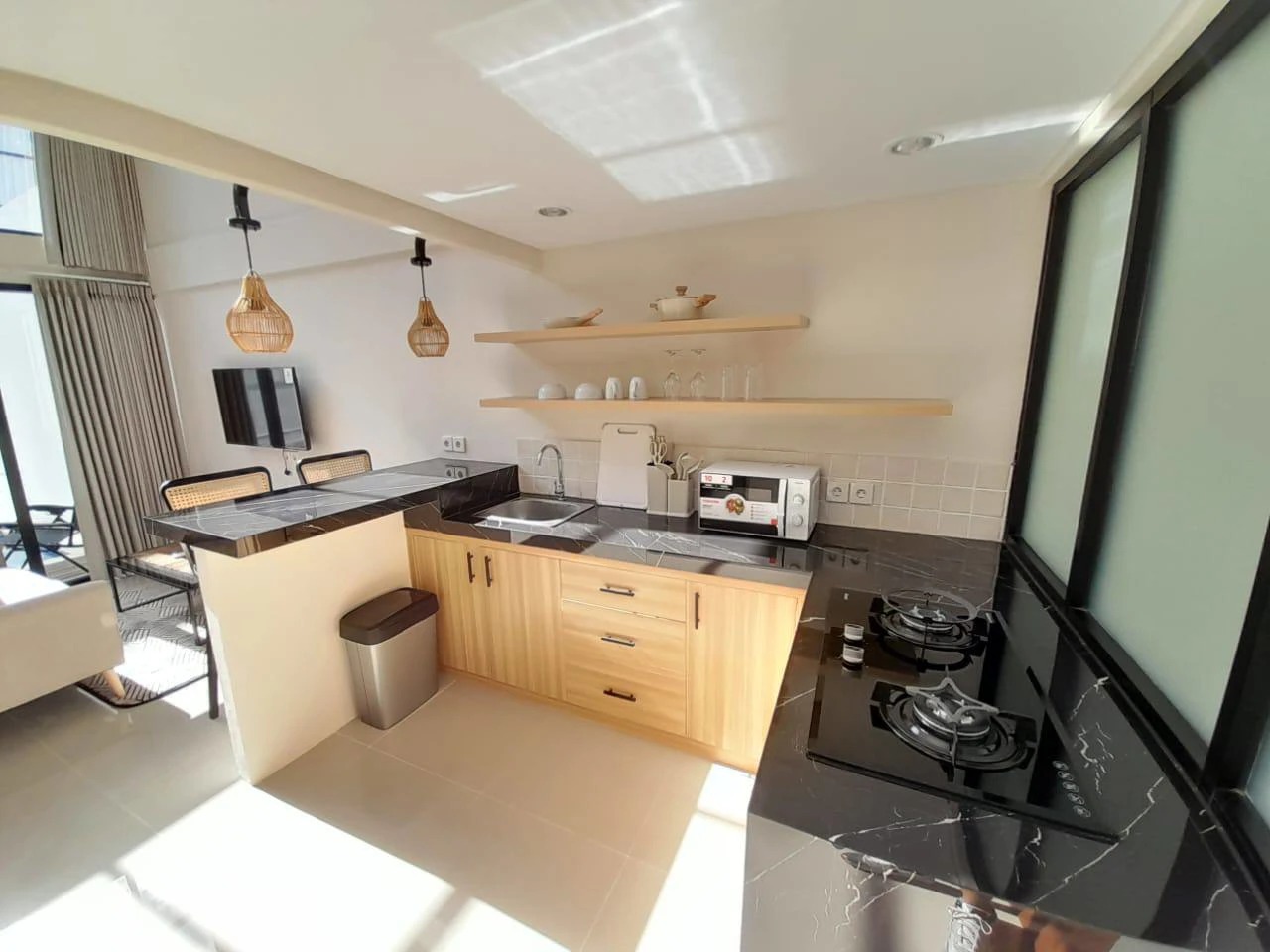 Modern 1 Bedroom Loft in Tumbak Bayuh