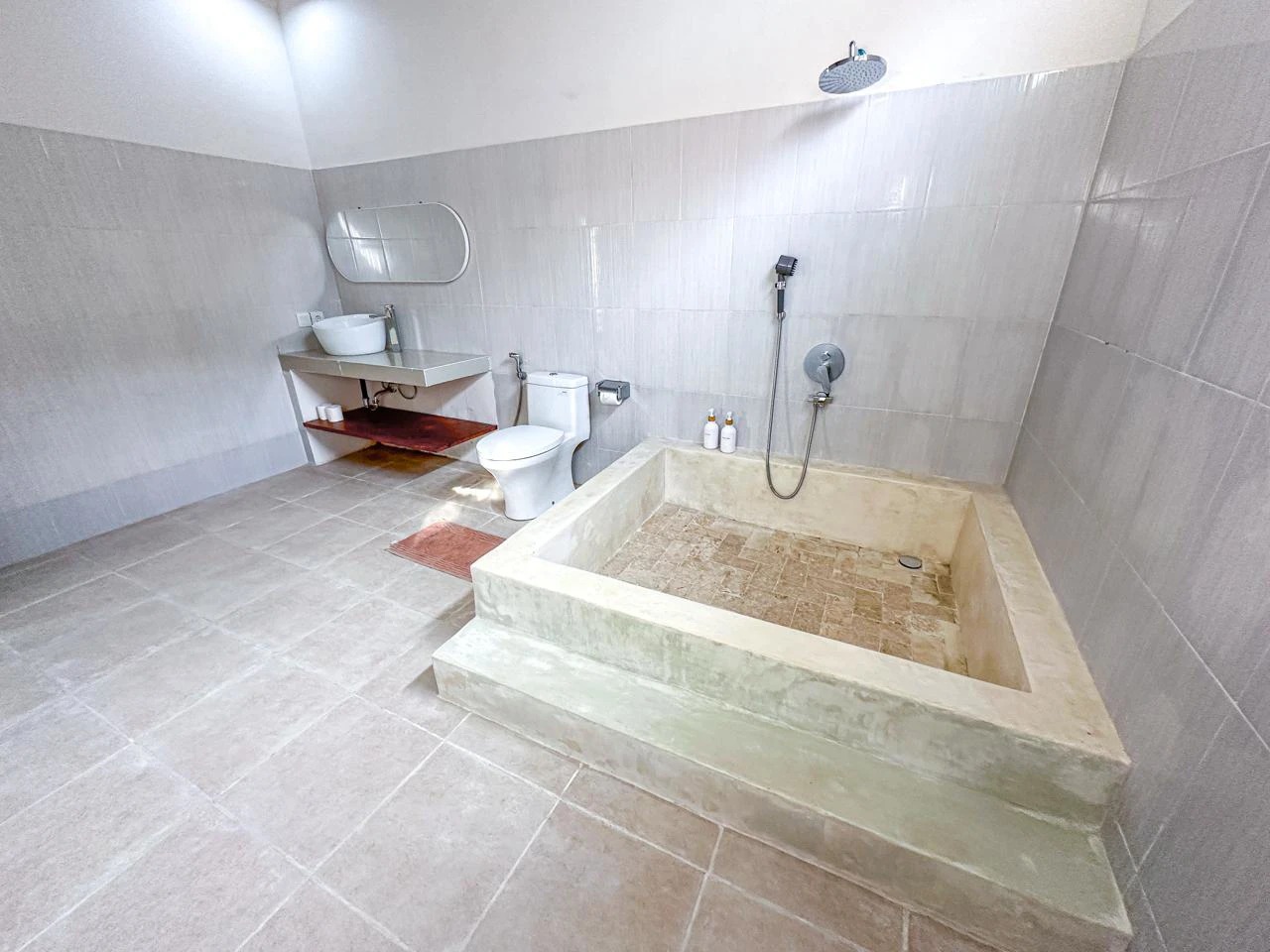 Villa Lourinka 3BR in Seminyak