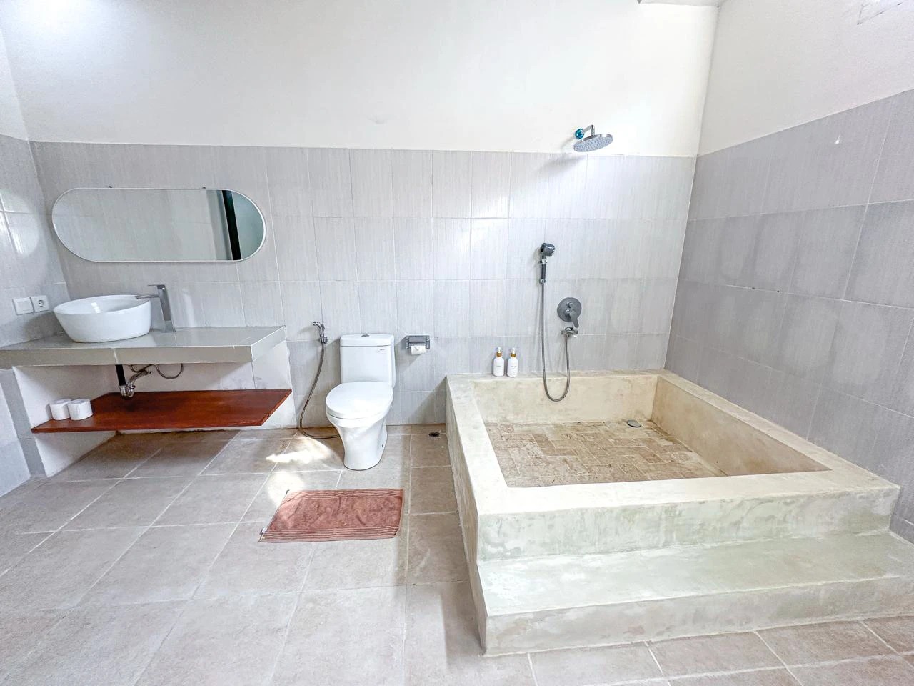 Villa Lourinka 3BR in Seminyak