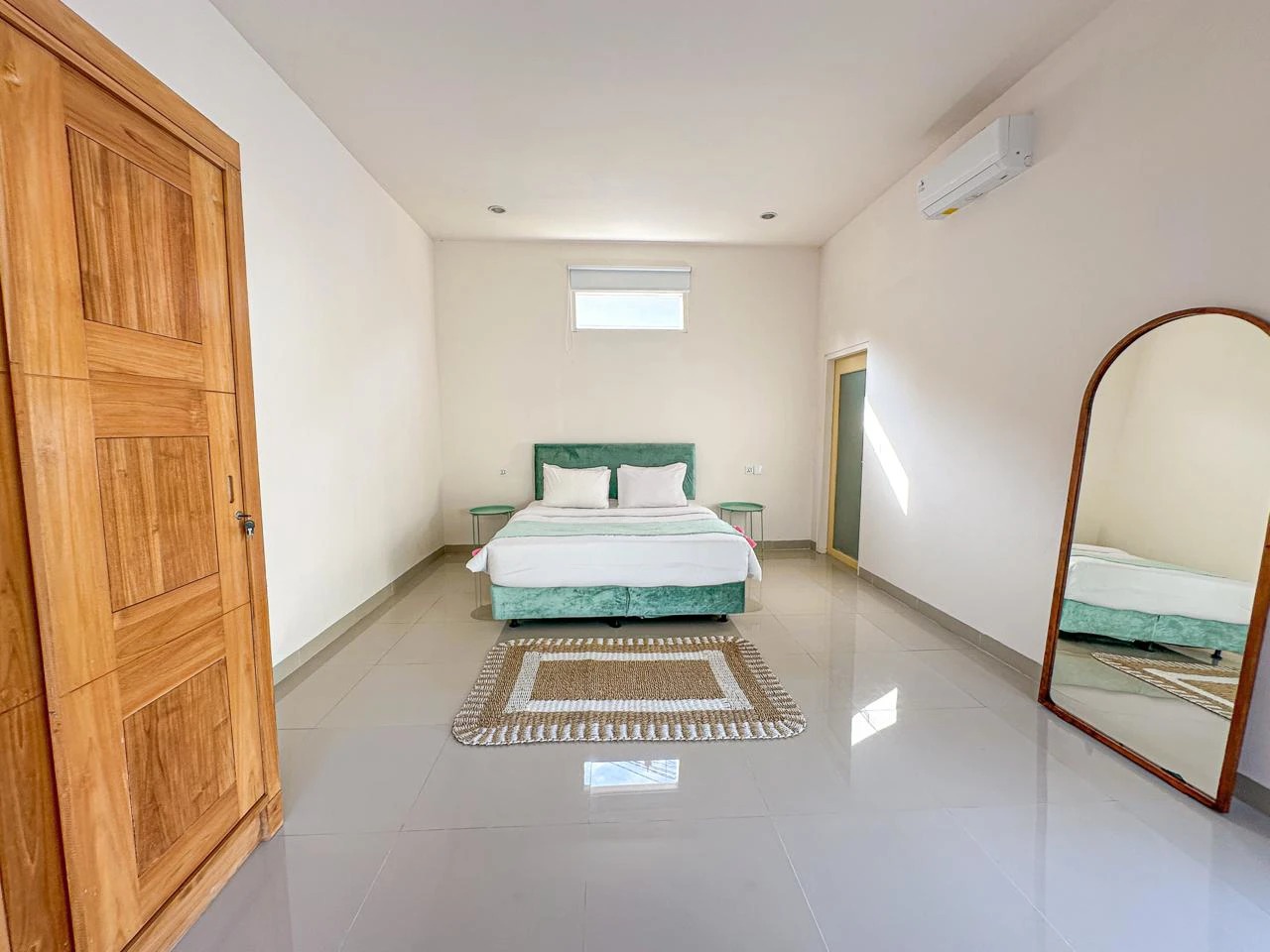 Villa Lourinka 3BR in Seminyak