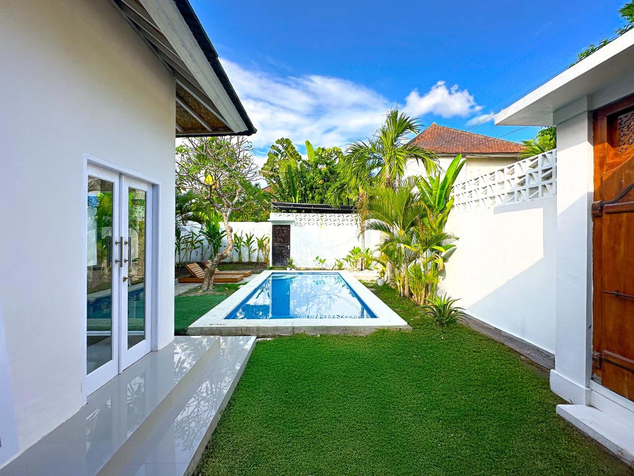 Villa Lourinka 3BR in Seminyak