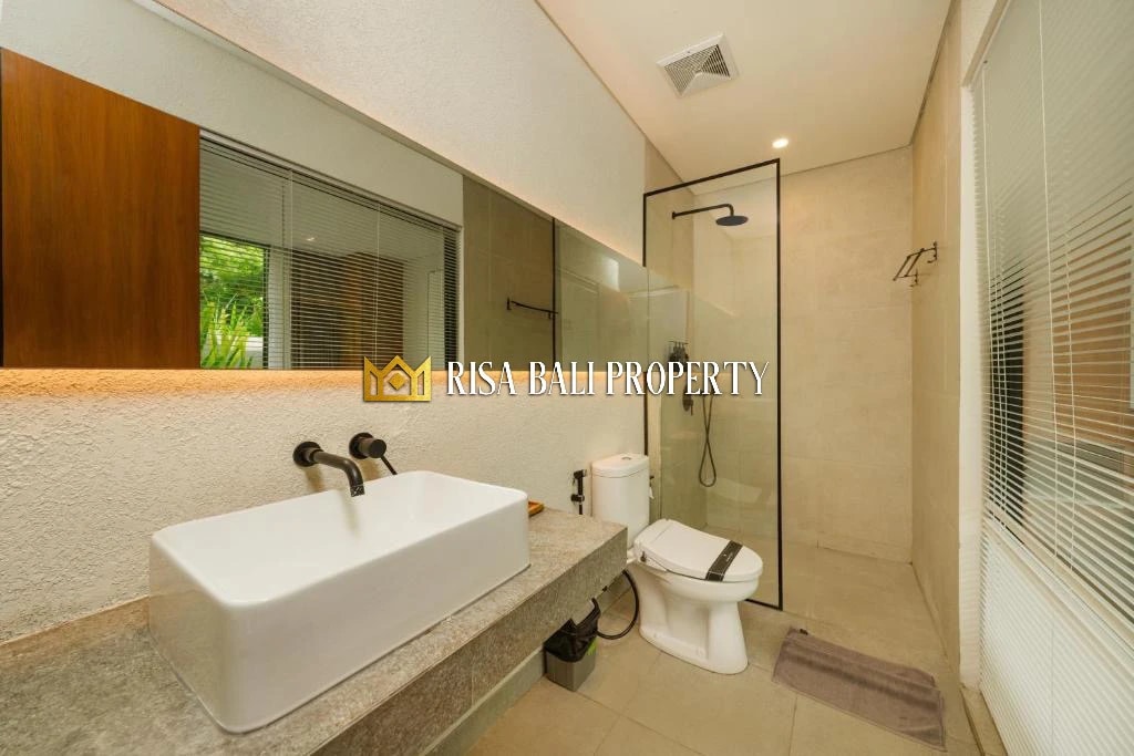 PRIVATE MODERN VILLA WITH 2-BEDROOM