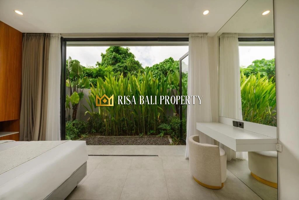 PRIVATE MODERN VILLA WITH 2-BEDROOM