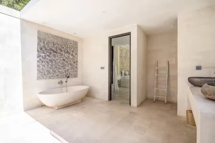 Villa Anucara 5BR Stunning Ocean Views
