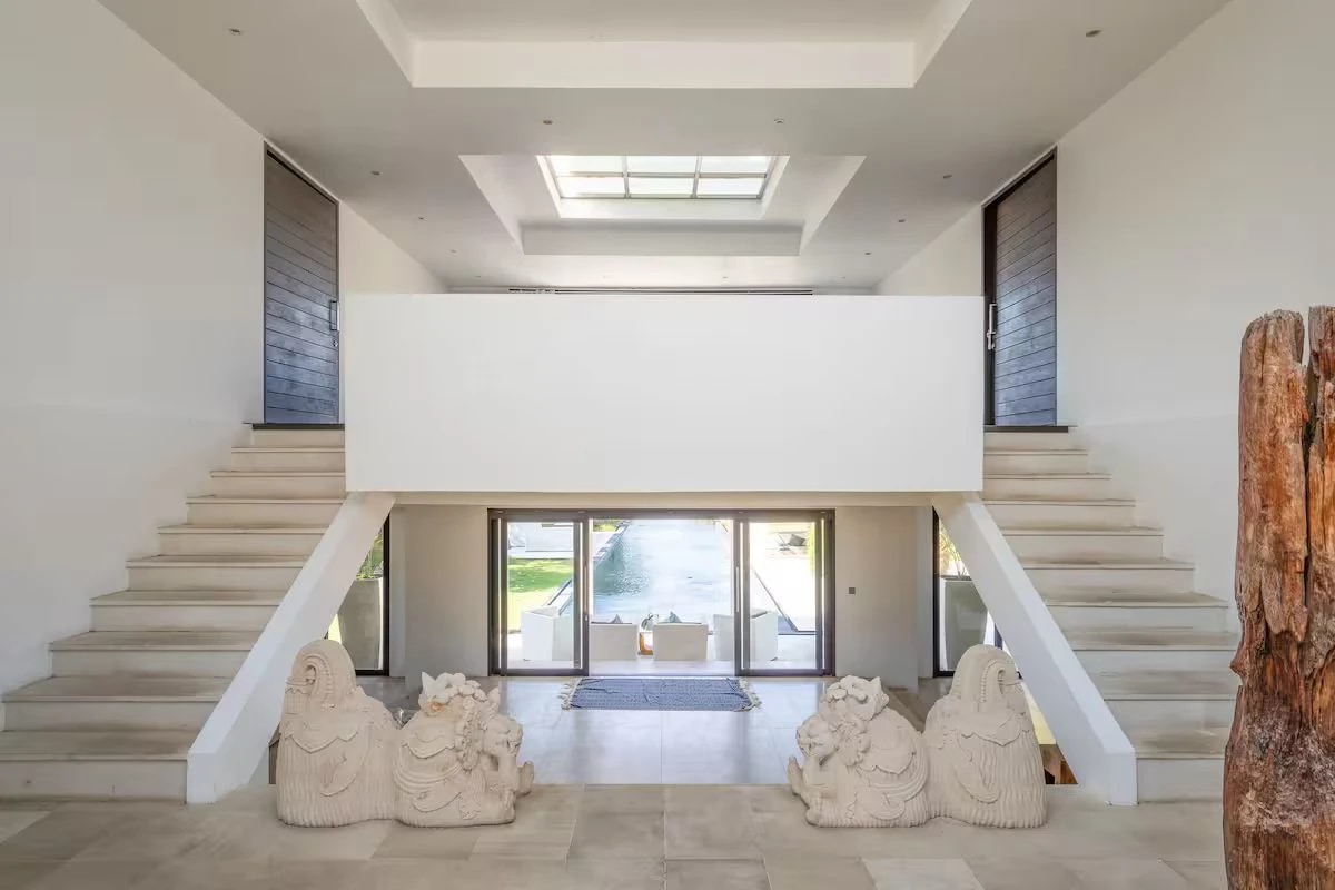 Villa Anucara 5BR Stunning Ocean Views