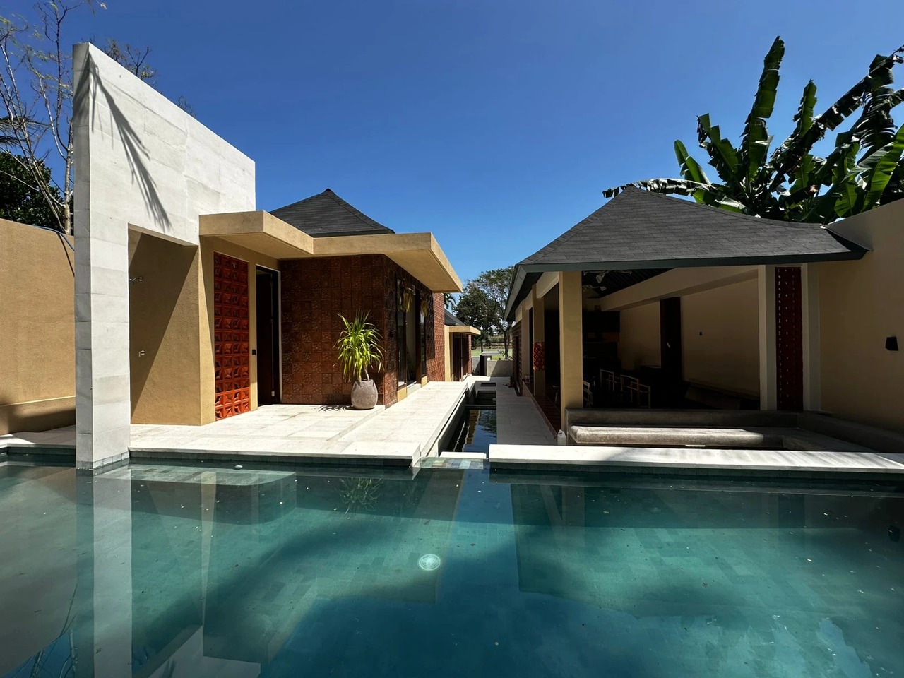 DO 87 - VILLA FOR SALE IN GIANYAR BALI