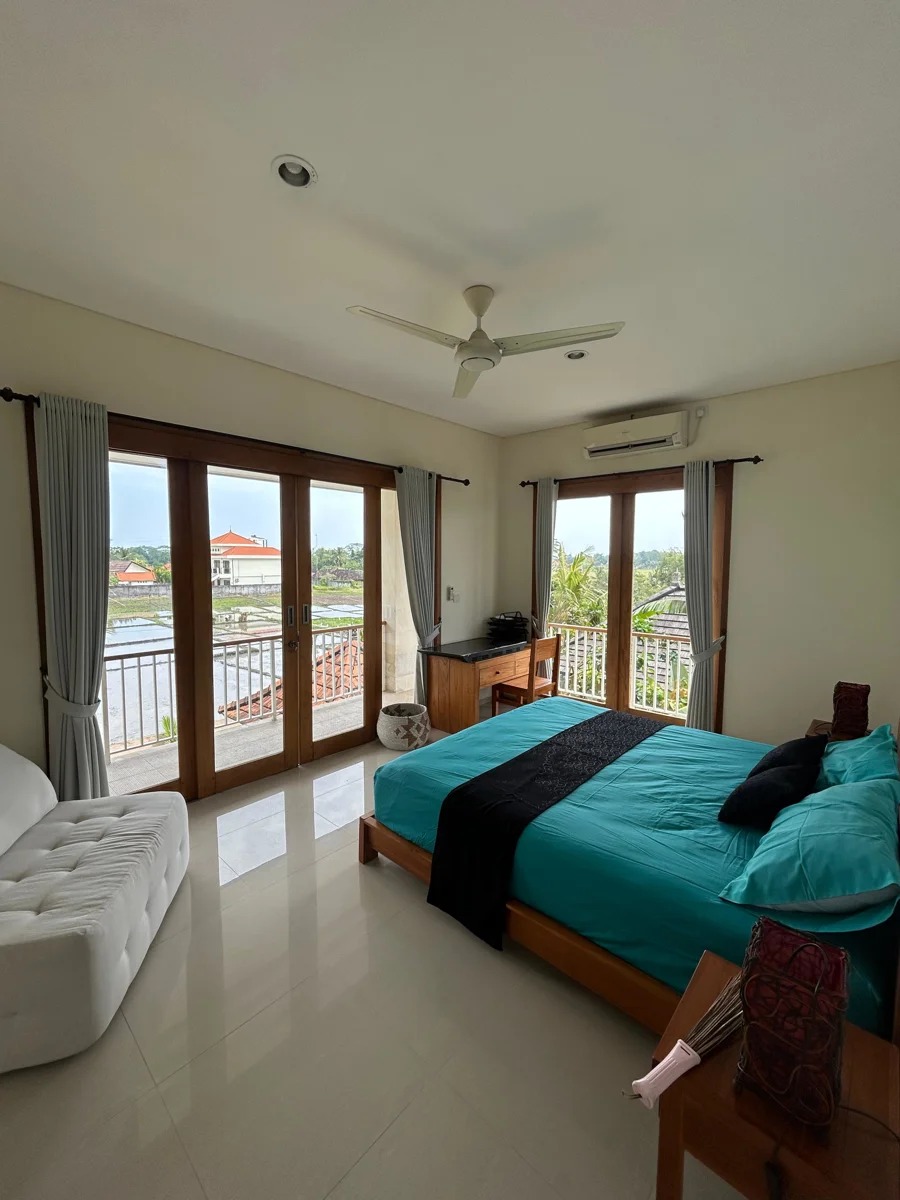 Luxurious 2-Storey Villa In Kaba-Kaba
