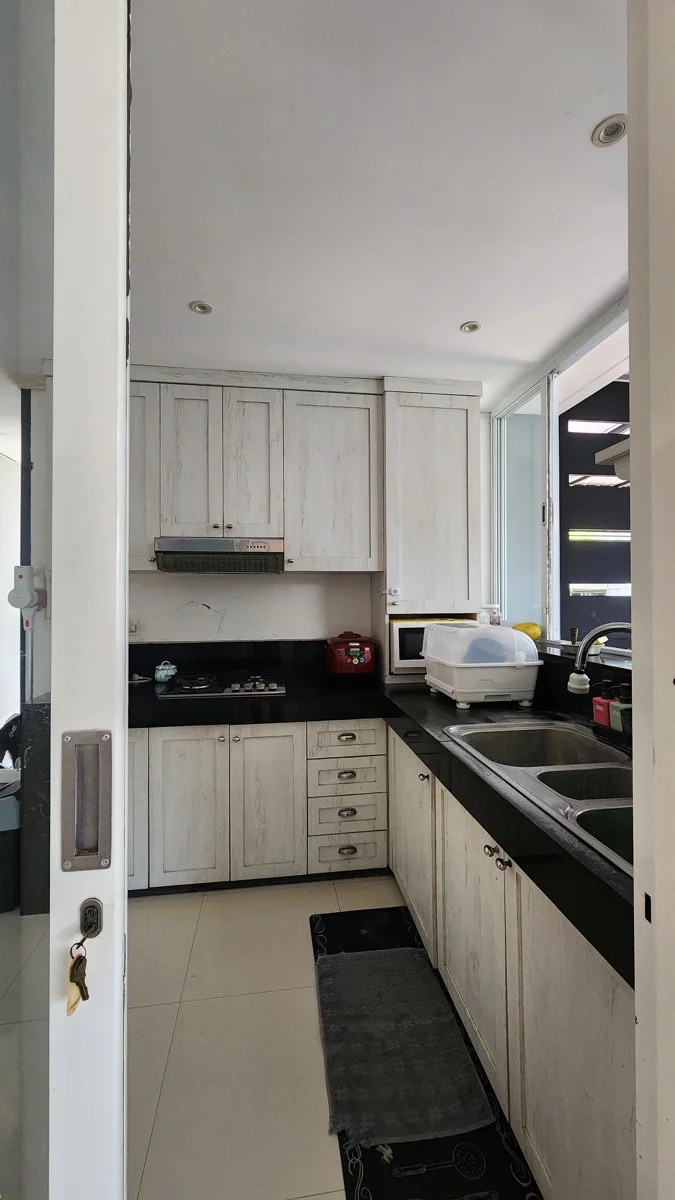 DO 37 - HOUSE FOR SALE IN KUTA BALI