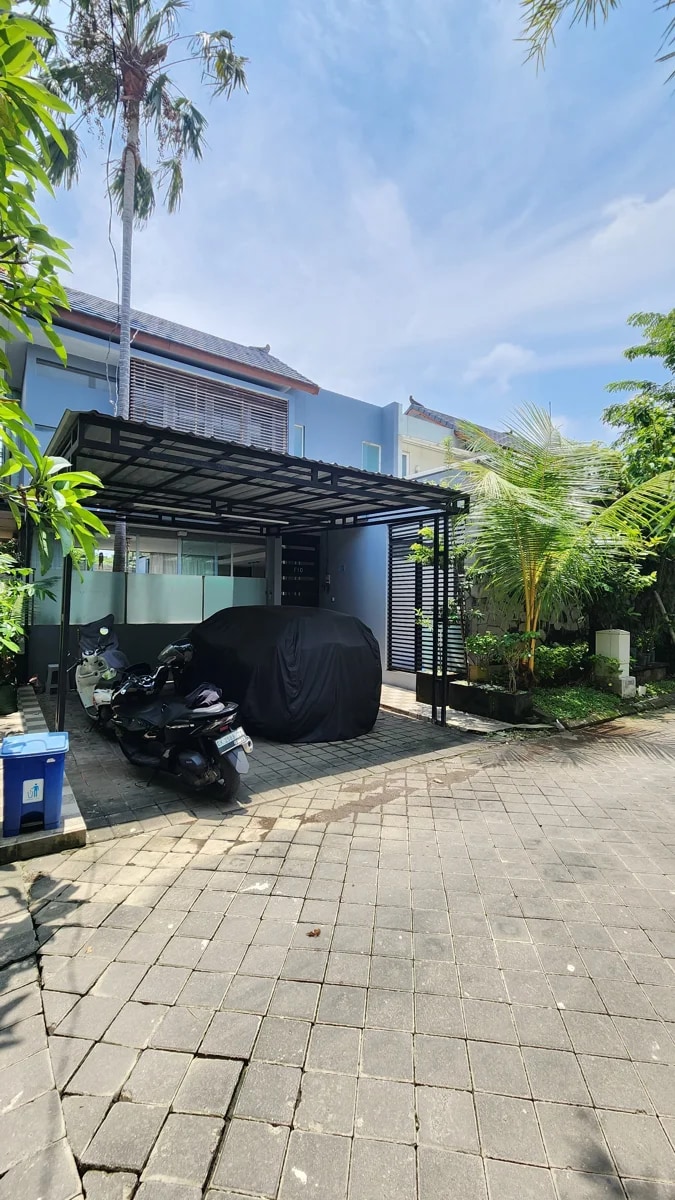 DO 37 - HOUSE FOR SALE IN KUTA BALI