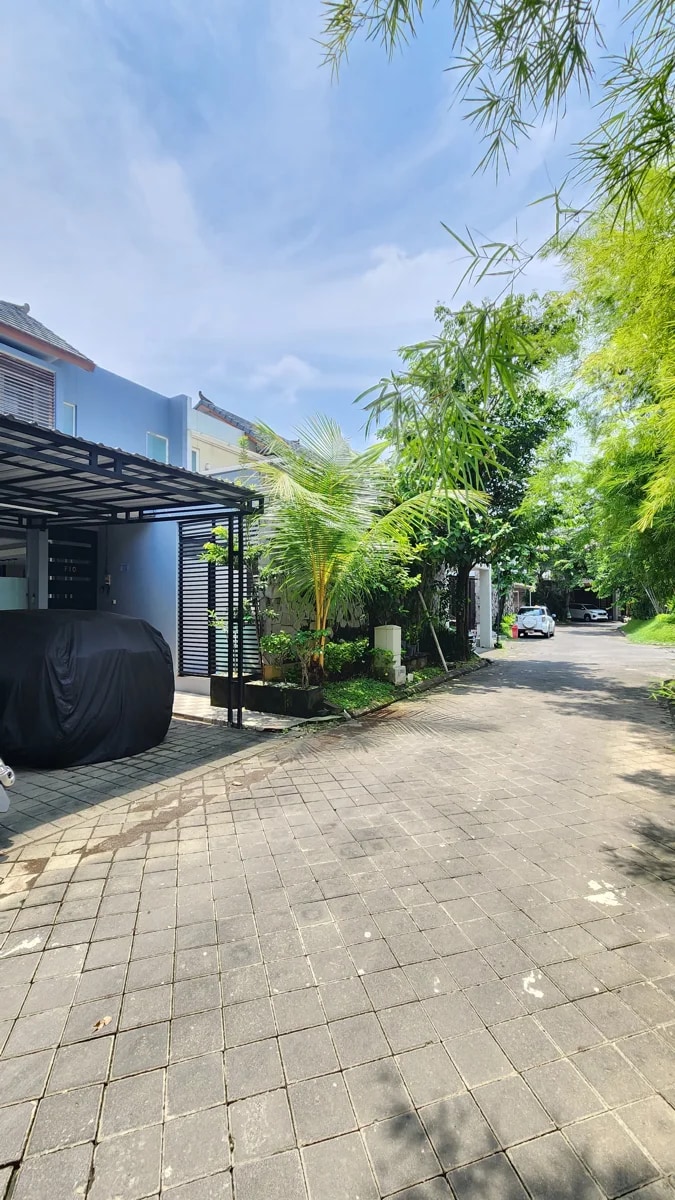 DO 37 - HOUSE FOR SALE IN KUTA BALI