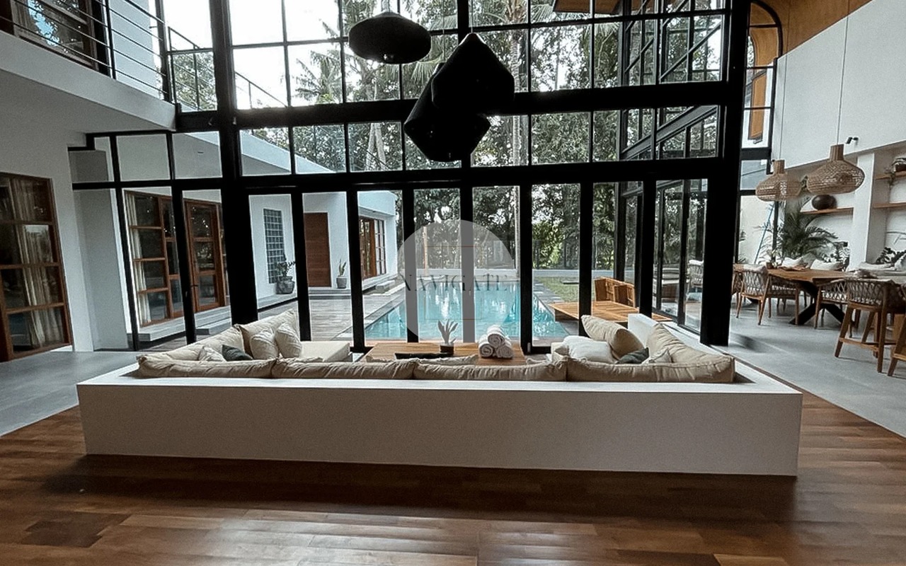 4BR LUXURY VILLA IN PERERENAN