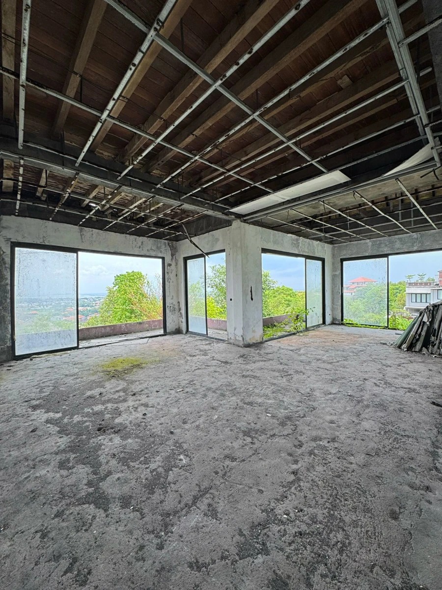 Villa for renovation