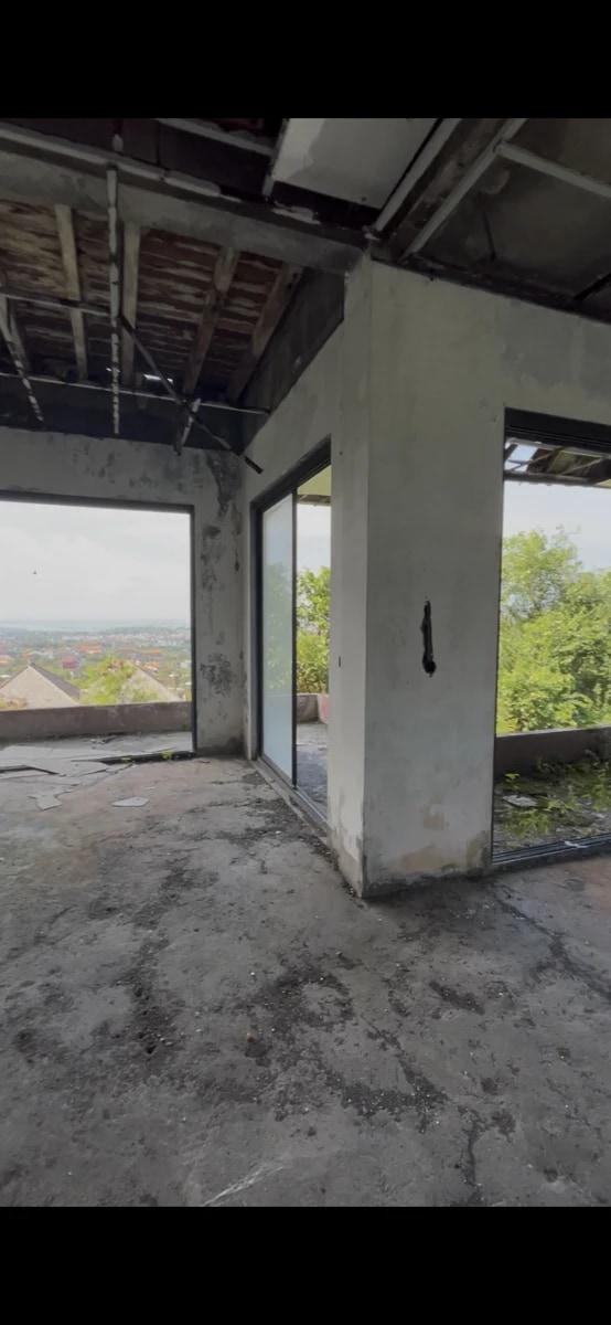 Villa for renovation