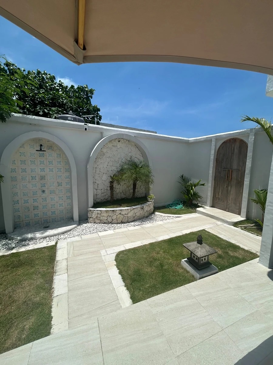 Elegant 3-Bedroom Villa in Prime Seseh