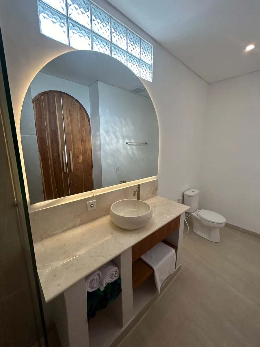 Elegant 3-Bedroom Villa in Prime Seseh