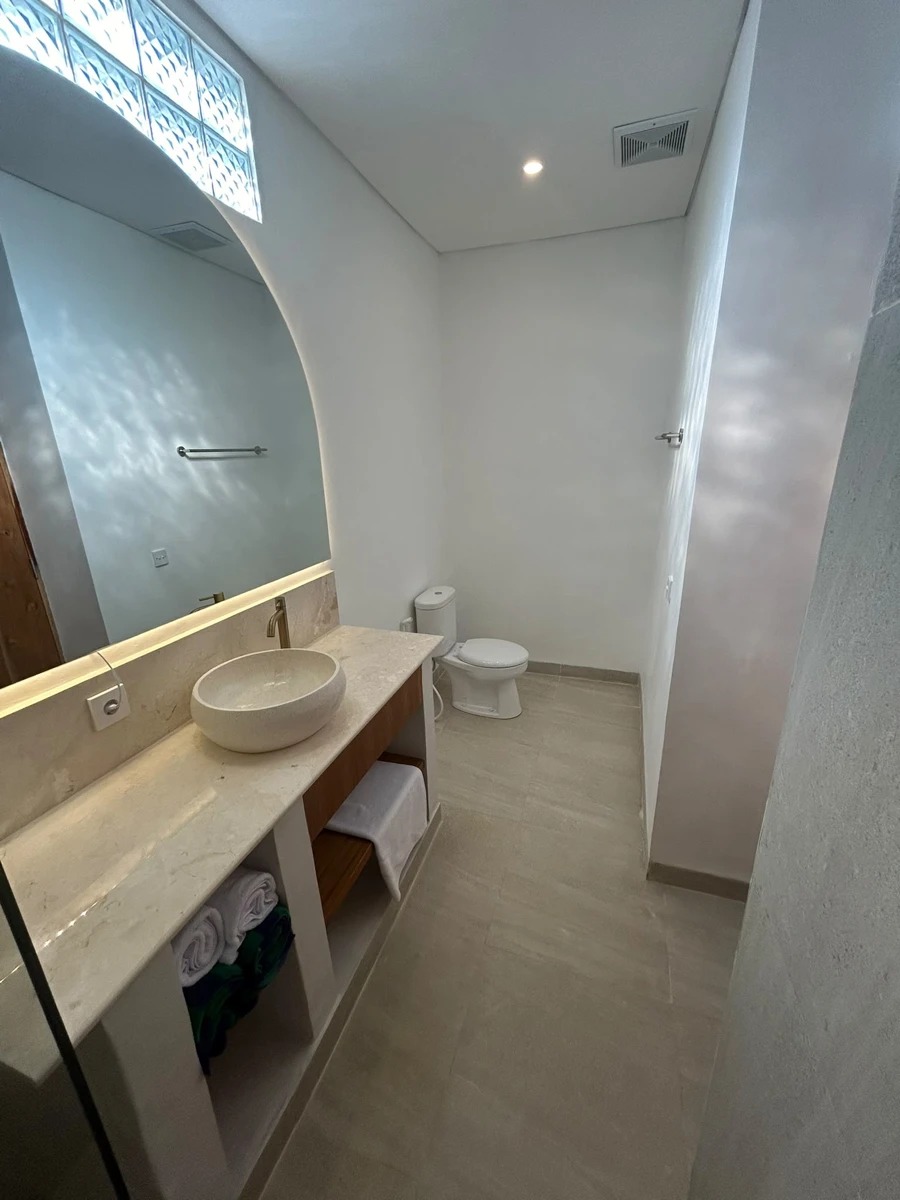 Elegant 3-Bedroom Villa in Prime Seseh