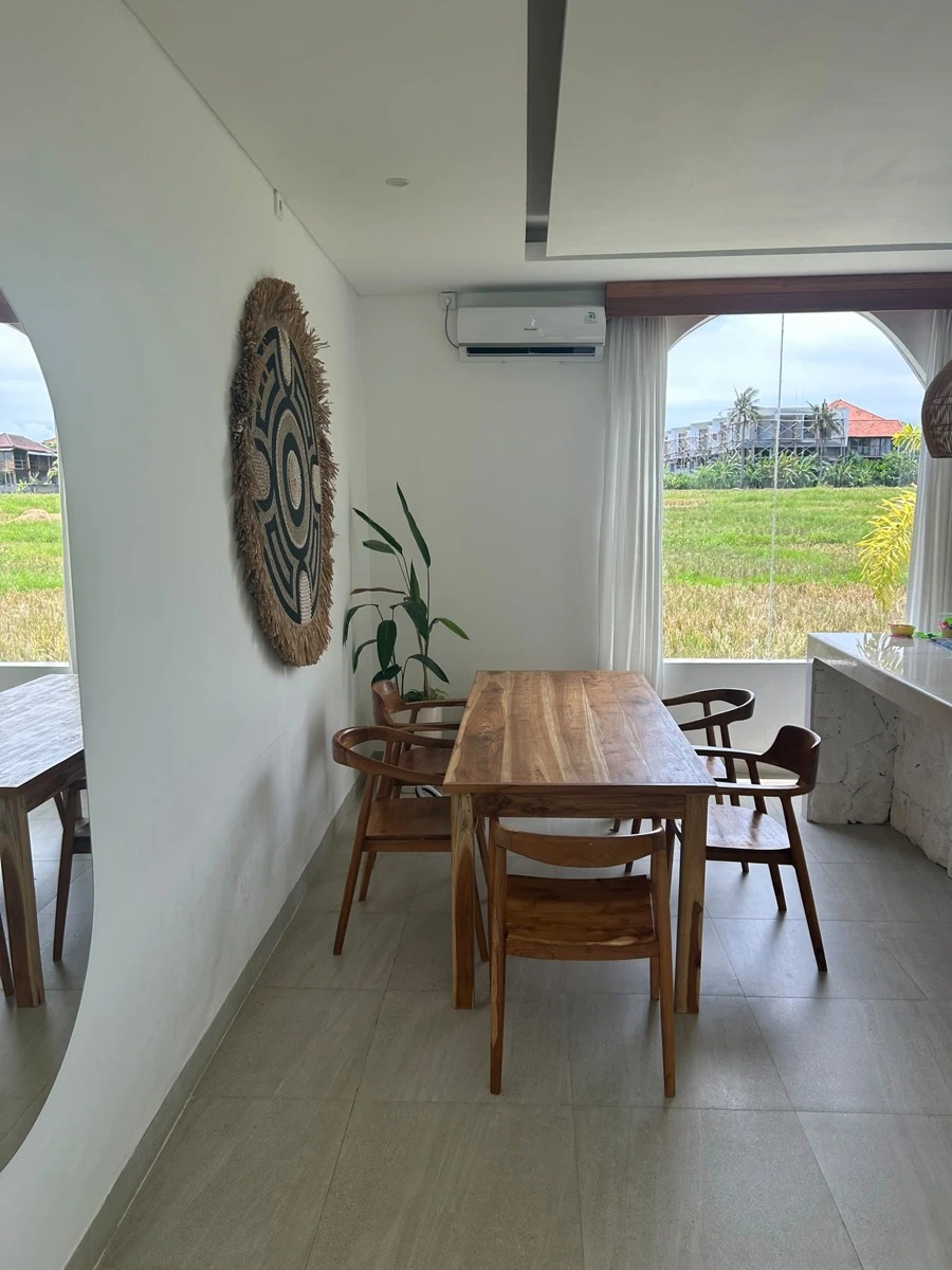 Elegant 3-Bedroom Villa in Prime Seseh