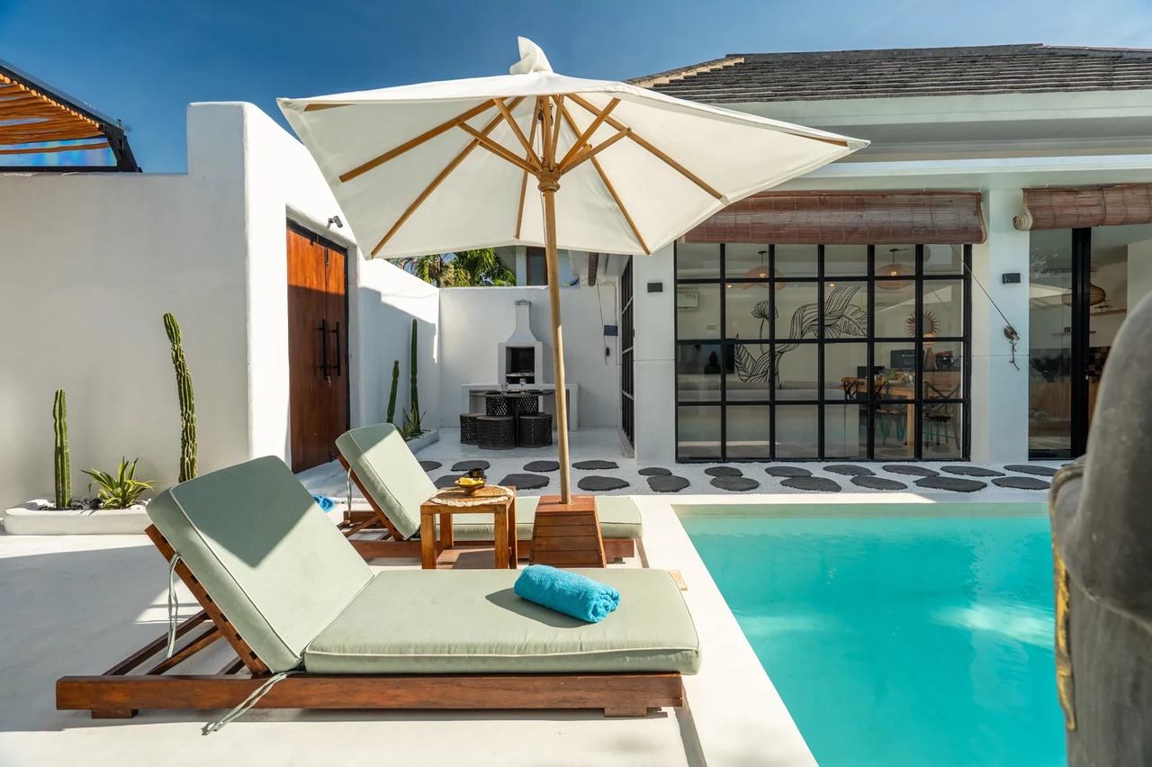 Vibrant 2BR Villa w/ Pool