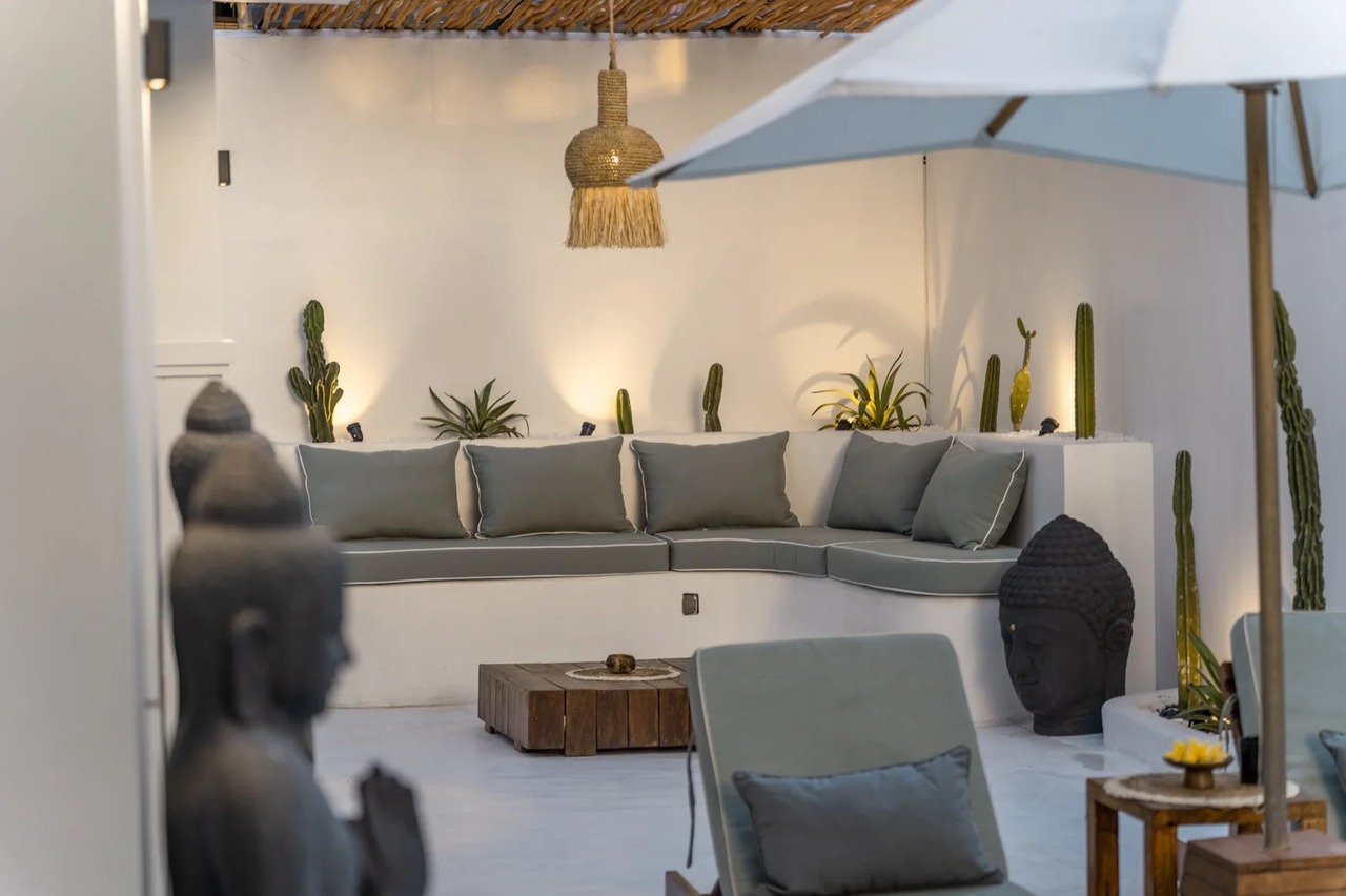 Vibrant 2BR Villa w/ Pool