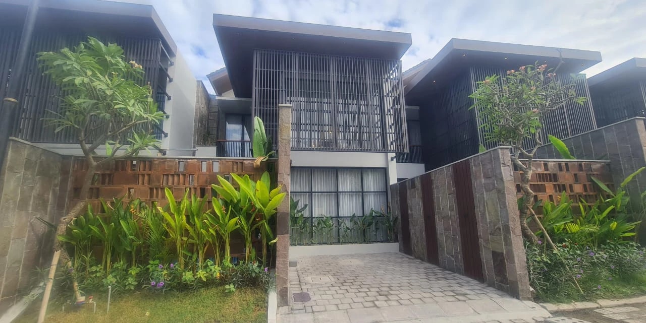 For rent 3br villa in Batu bolong