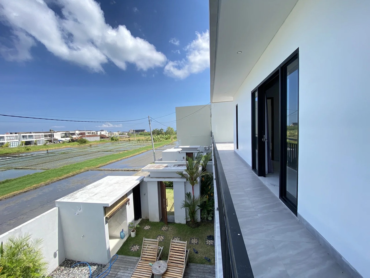 2BR Villa with huge ricefield - Cemagi