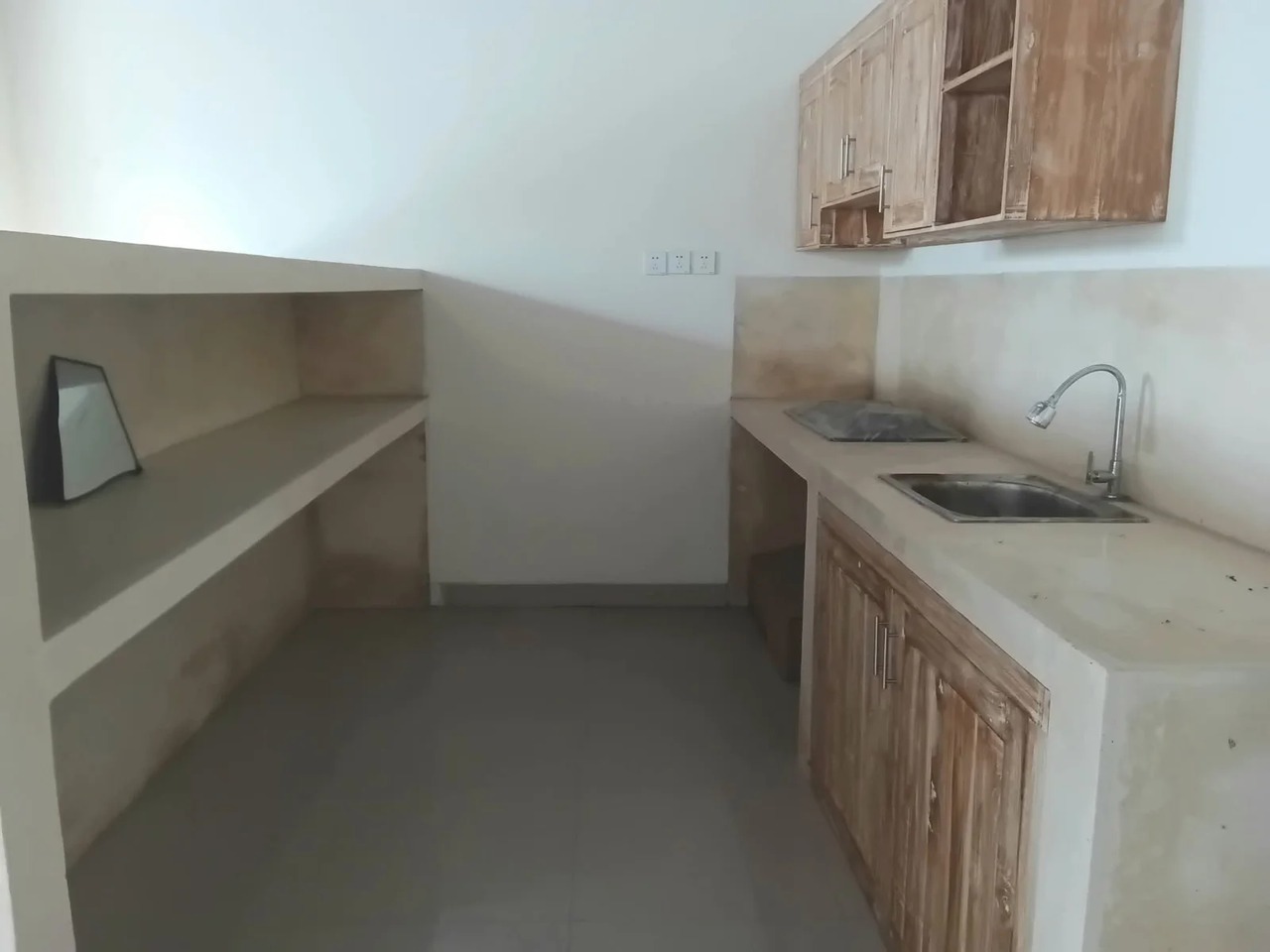 3 BEDROOM VILLA IN PADONAN, IDR 170 MILL