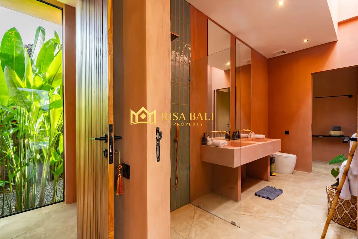 LUXURY 4-BEDROOM VILLA IN UBUD