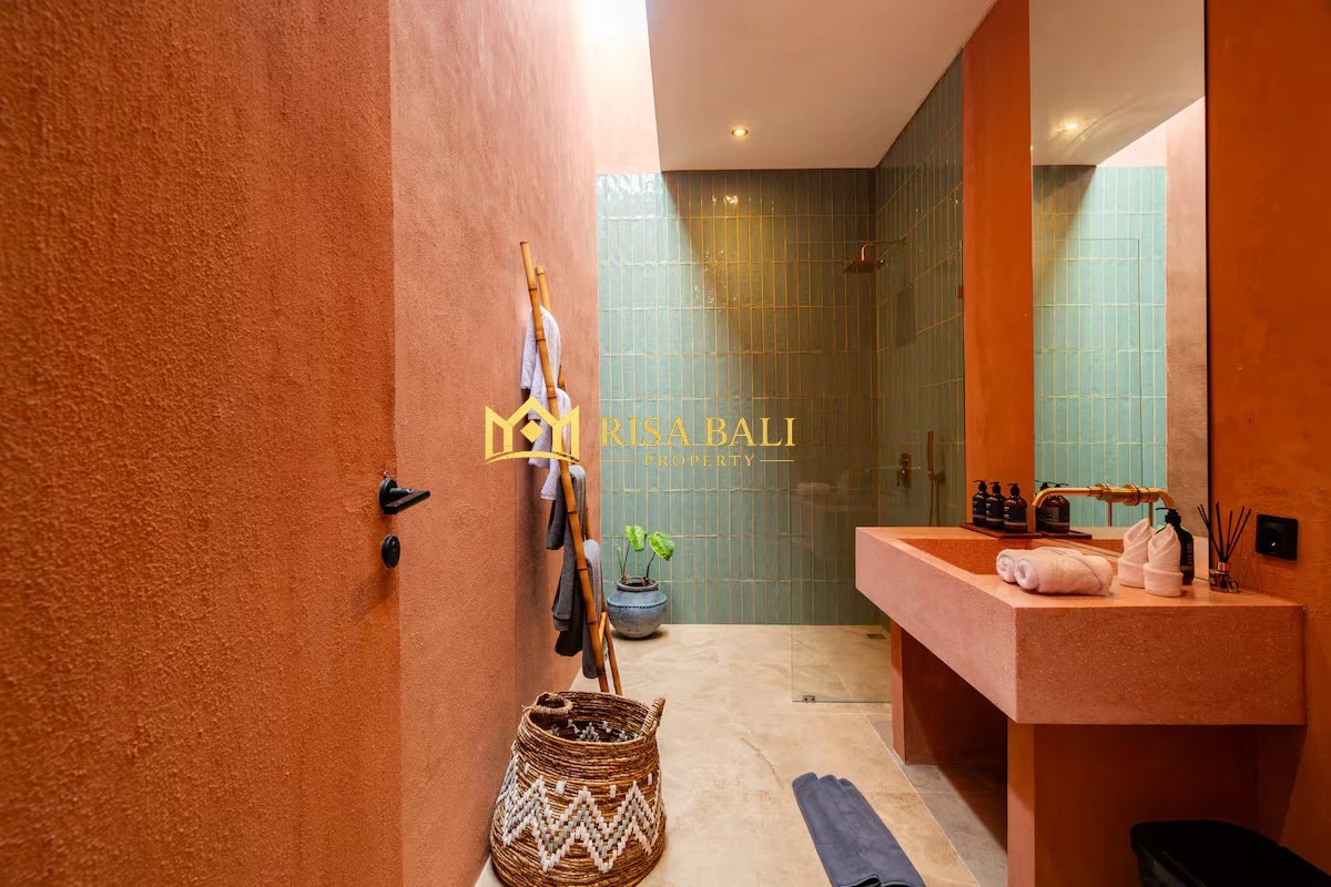 LUXURY 4-BEDROOM VILLA IN UBUD