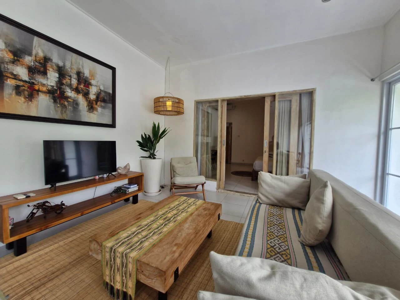 Stylish 3-Bedroom Villa for Rent