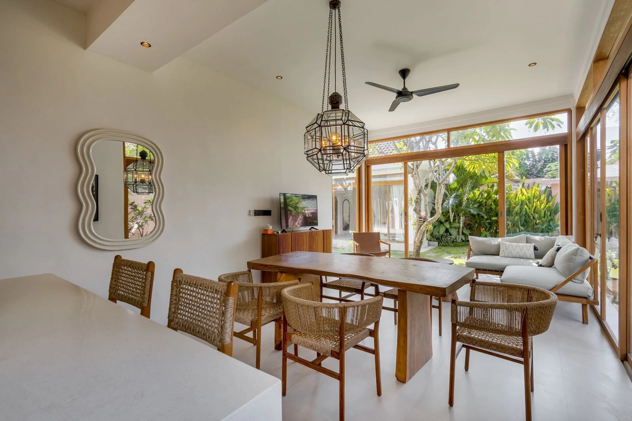 Modern 3BR Villa w/ Pool & Office