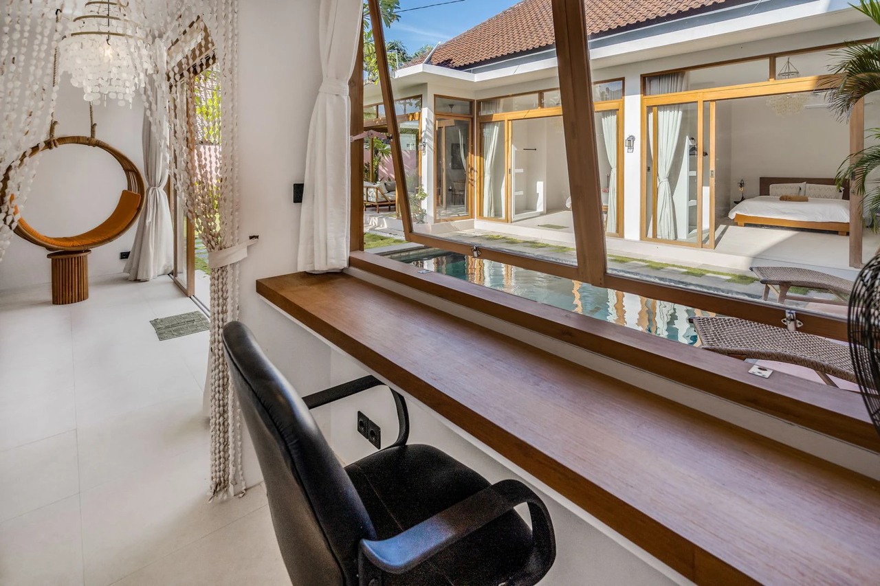 Modern 3BR Villa w/ Pool & Office