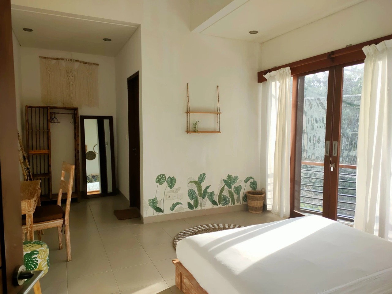 Modern 3BR Villa w/ Rice Field Views